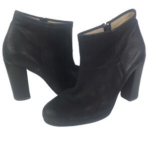 A.P.C. Heeled Ankle Booties in Black Leather 40/10 4" Heel